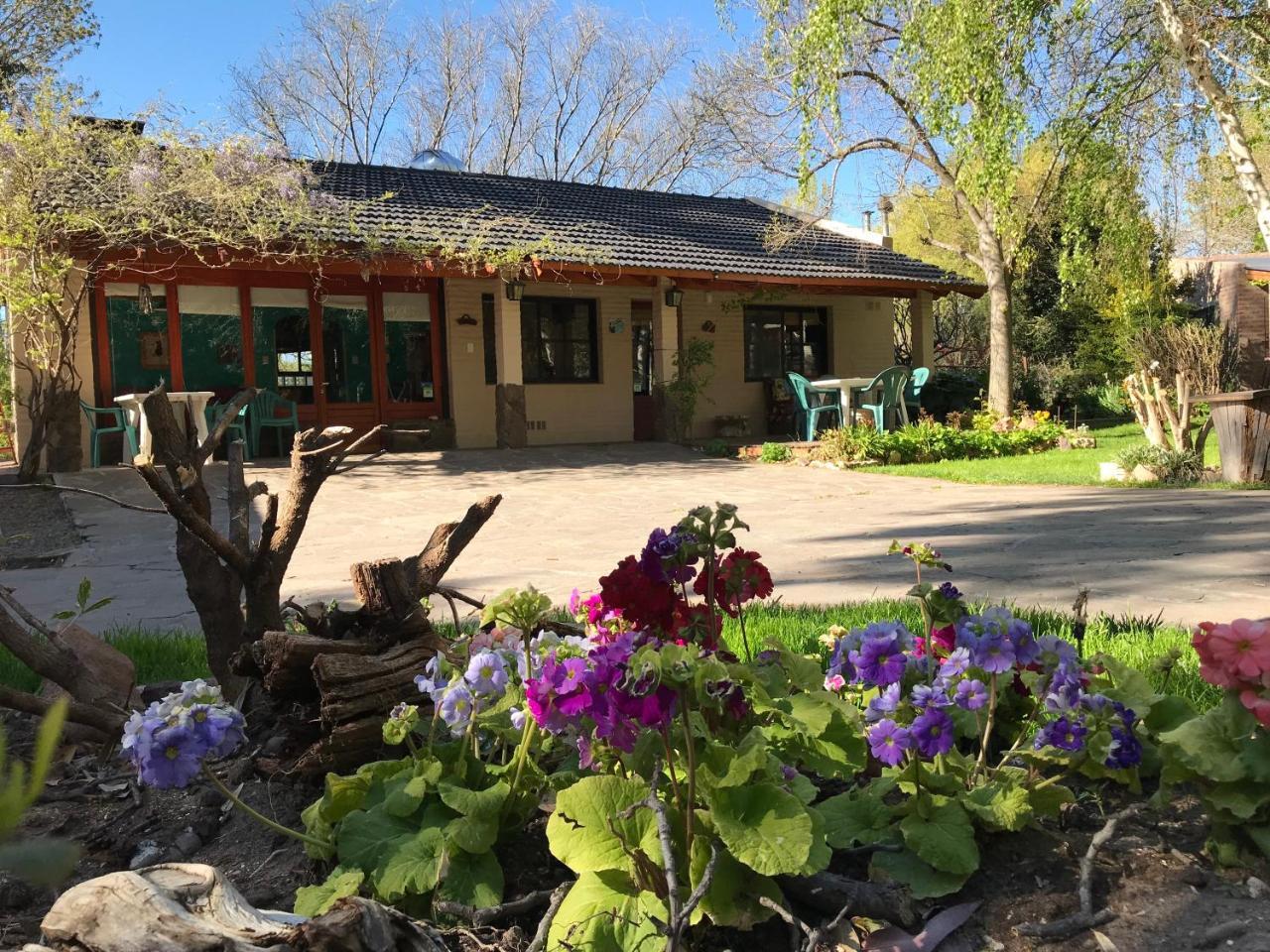 El Colibri Cabanas De La Naturaleza Trelew Exteriér fotografie